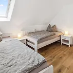 4 Bedroom Awesome In *