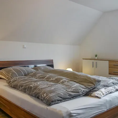4 Bedroom Awesome In Osteel