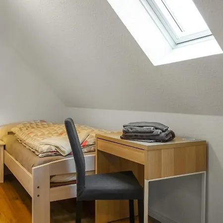 4 Bedroom Awesome In *