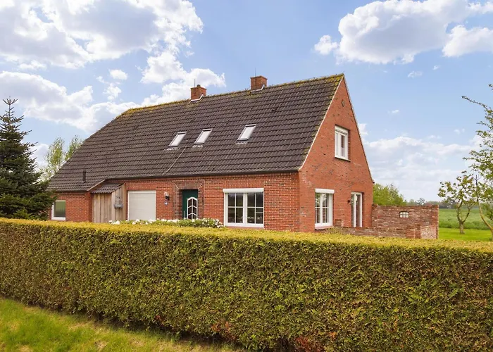 4 Bedroom Awesome In Osteel