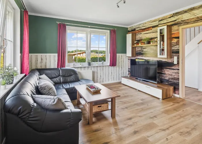 Ferienhaus 4 Bedroom Awesome In Osteel